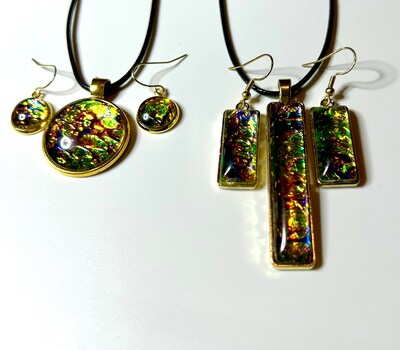 Olivine Mars set with pendant and earring choices - image1
